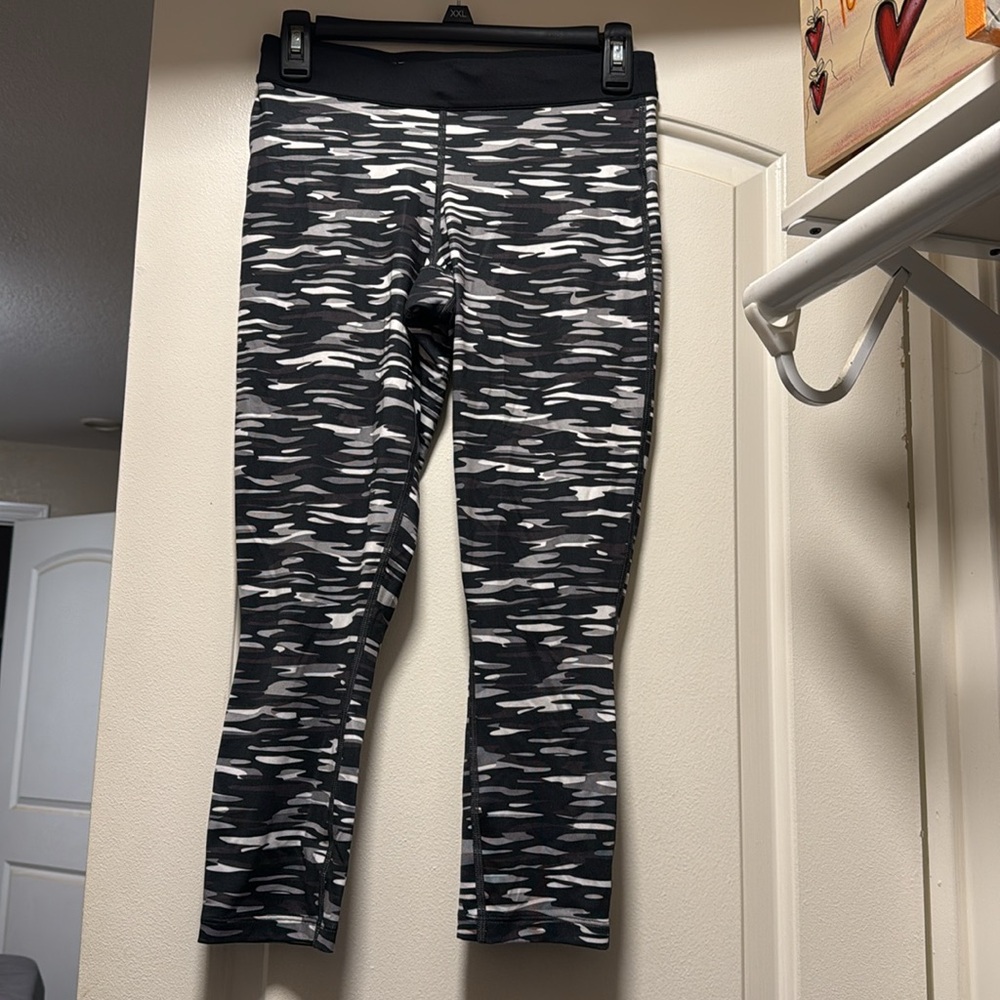 Nike Drifit Camo Leggings